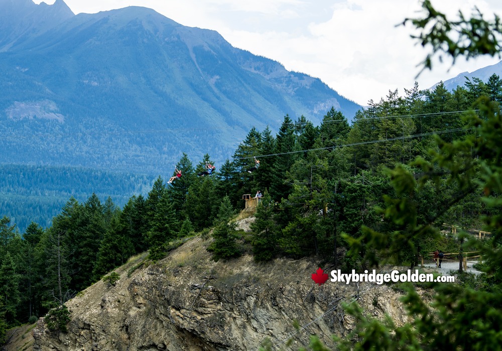 Golden Skybridge Mountain Background
