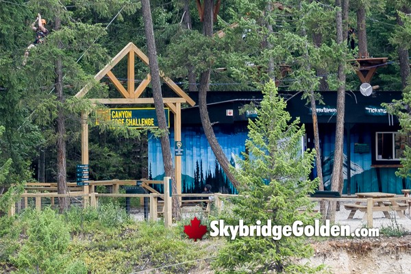 Golden Skybridge Canyon Edge Challenge